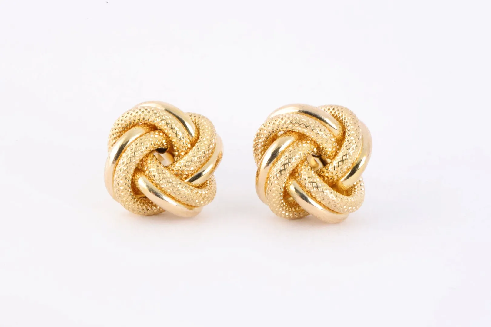 14k Yellow Gold Knot Stud Earrings (3.65g.)