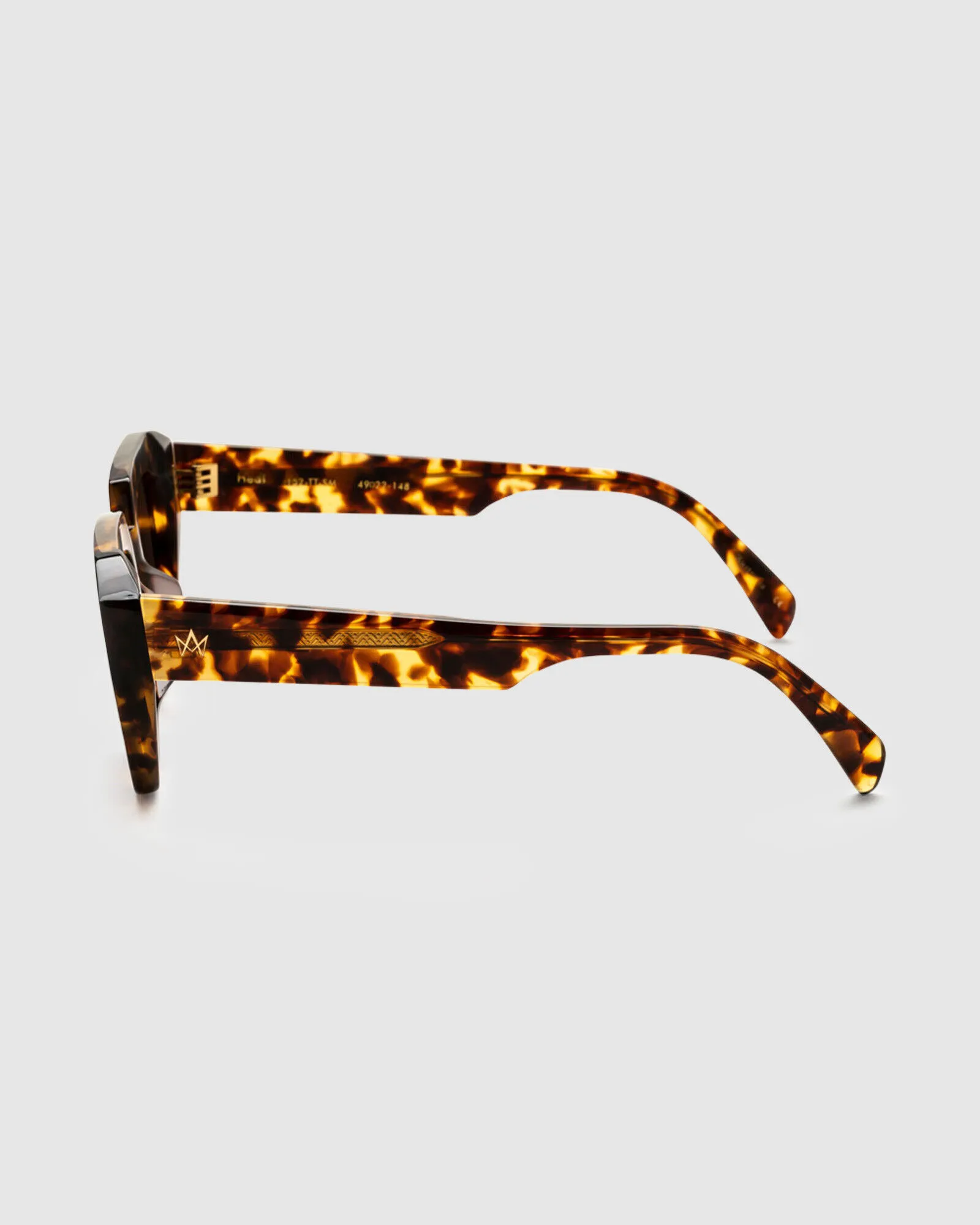 AM Eyewear Heidi Sunglasses Tort