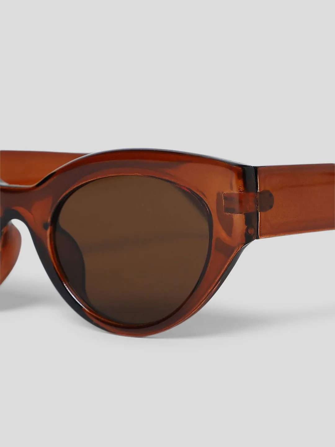 Brown Cat-Eye Sunglasses