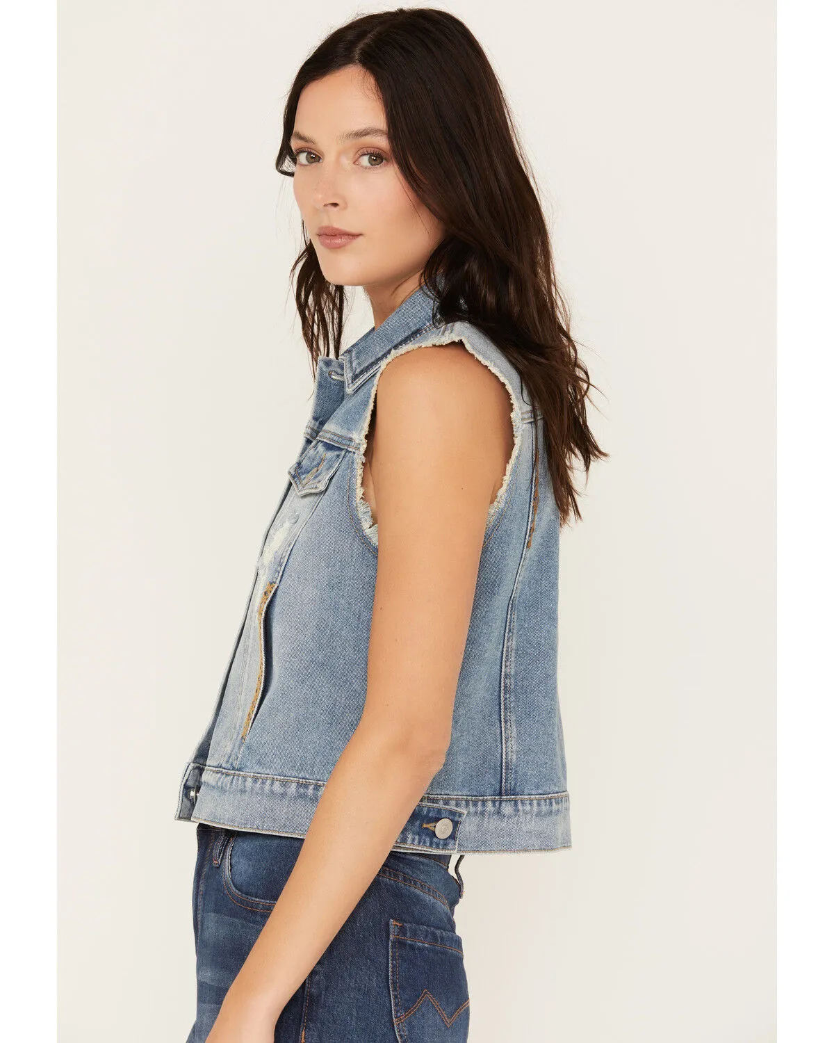 Cleo + Wolf Women's Medium Wash Oversized Embroidered Denim Vest