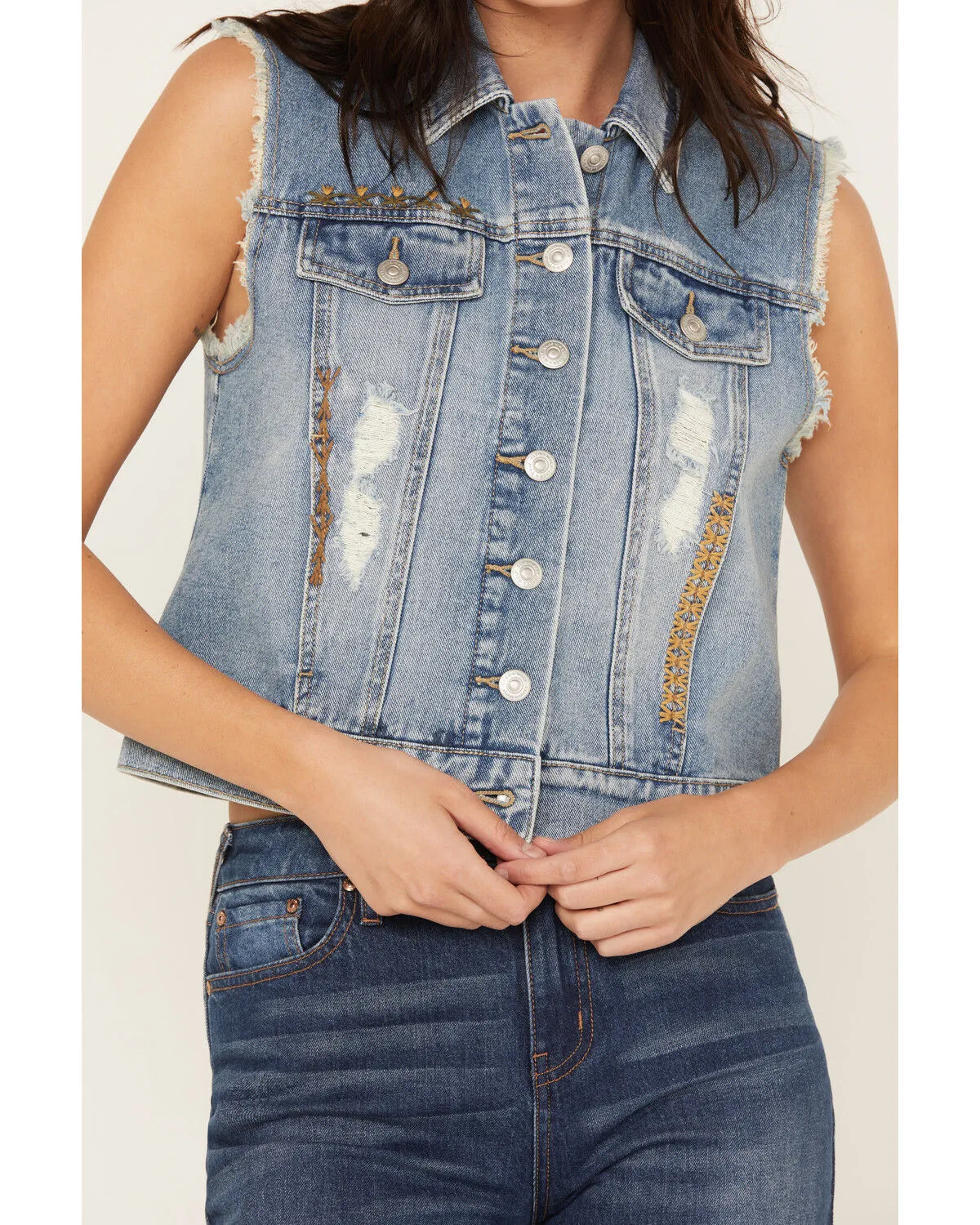 Cleo + Wolf Women's Medium Wash Oversized Embroidered Denim Vest