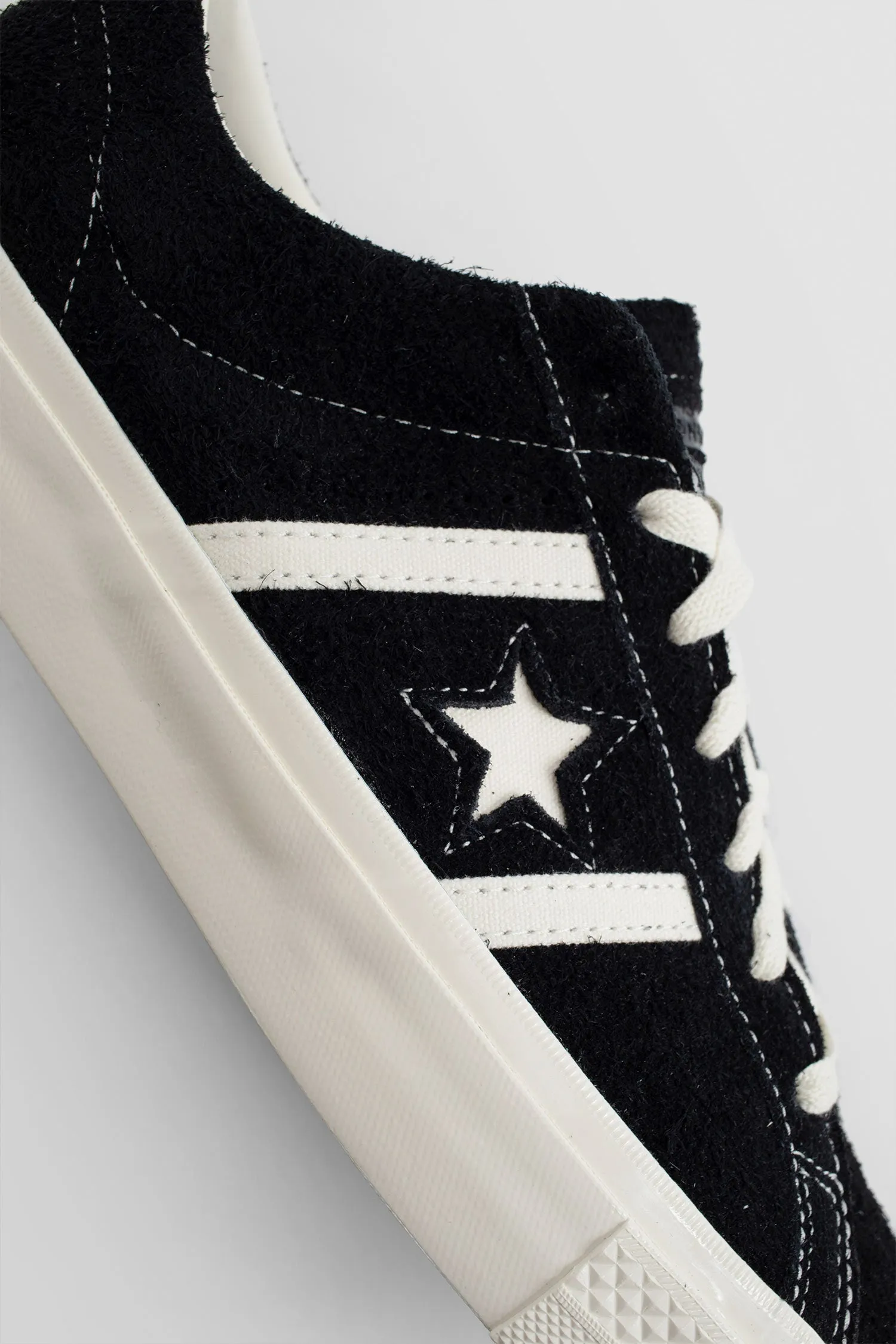 converse one star academy pro sneakers