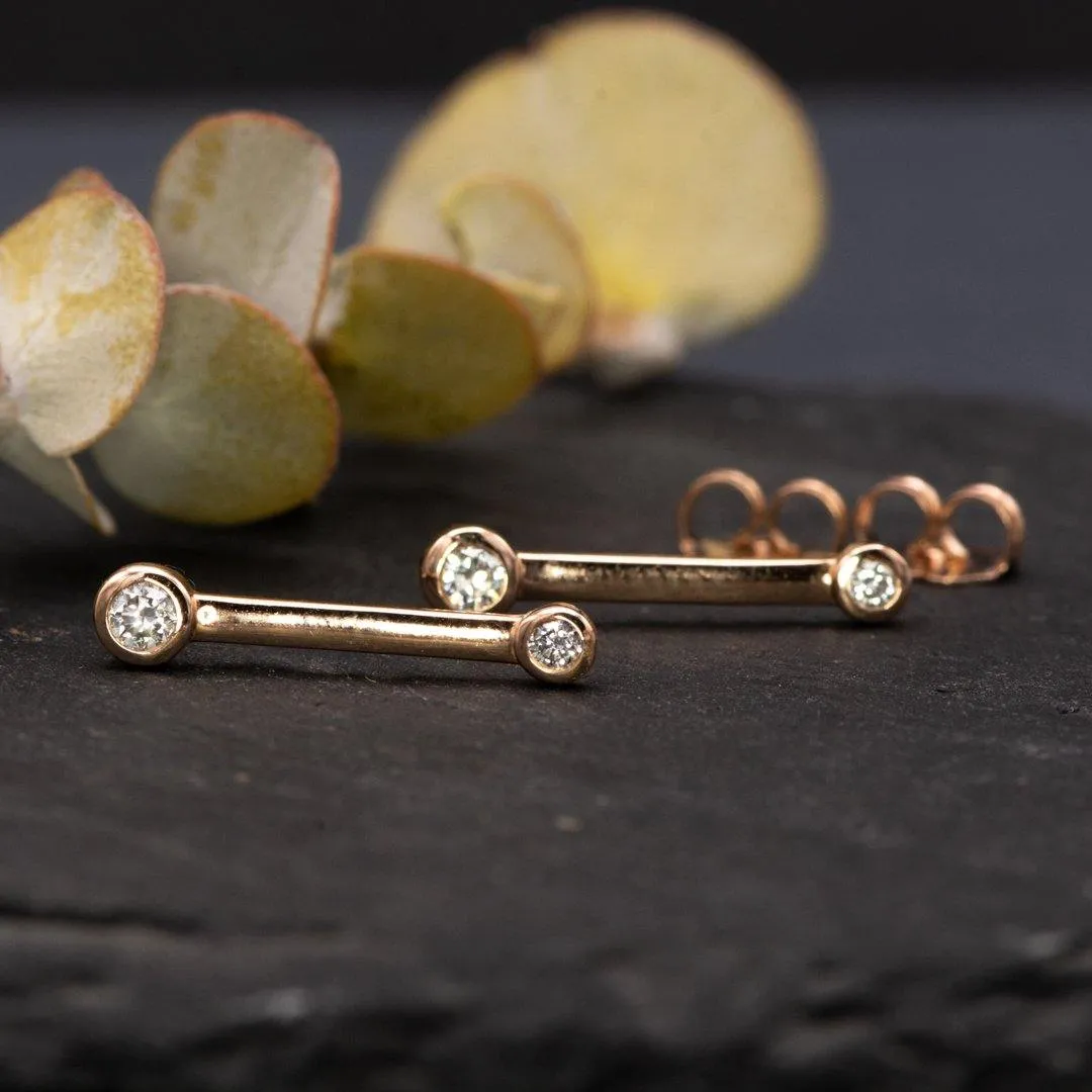 Geometric Double Bezel Diamond Bar Stud Earrings