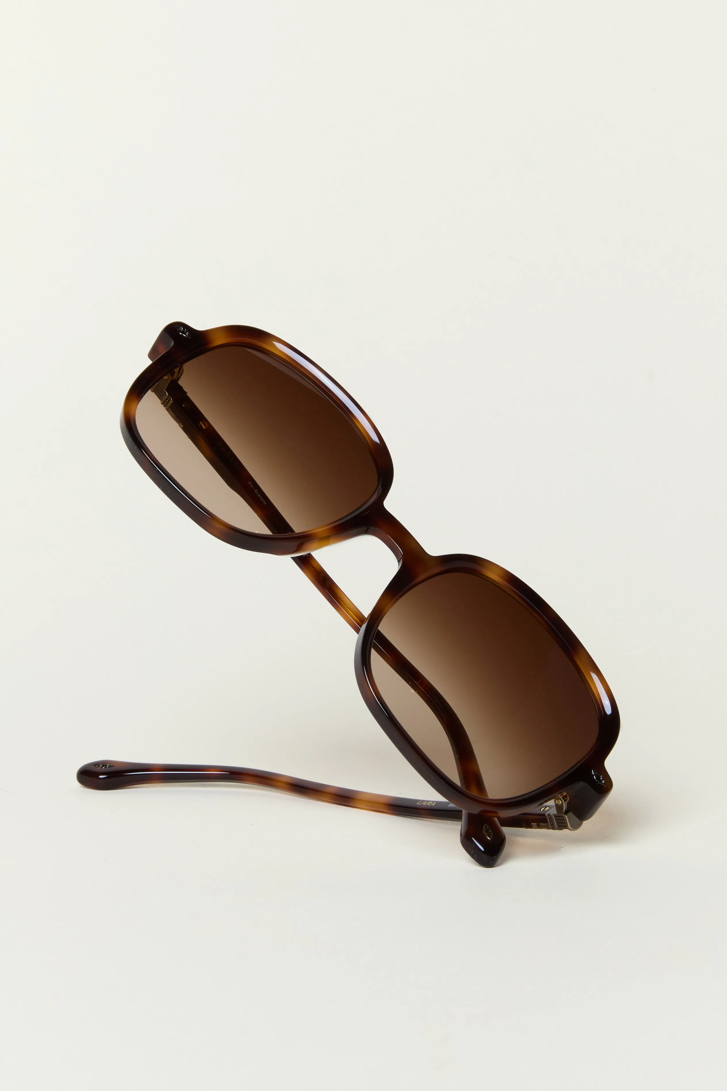 LARA square sunglasses