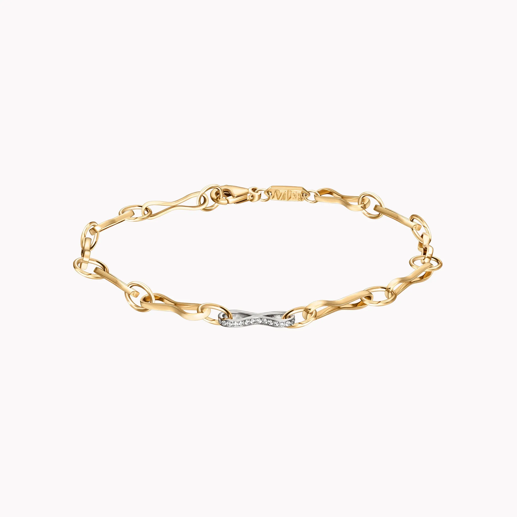 Large Circle Link Bracelet with Diamond Link