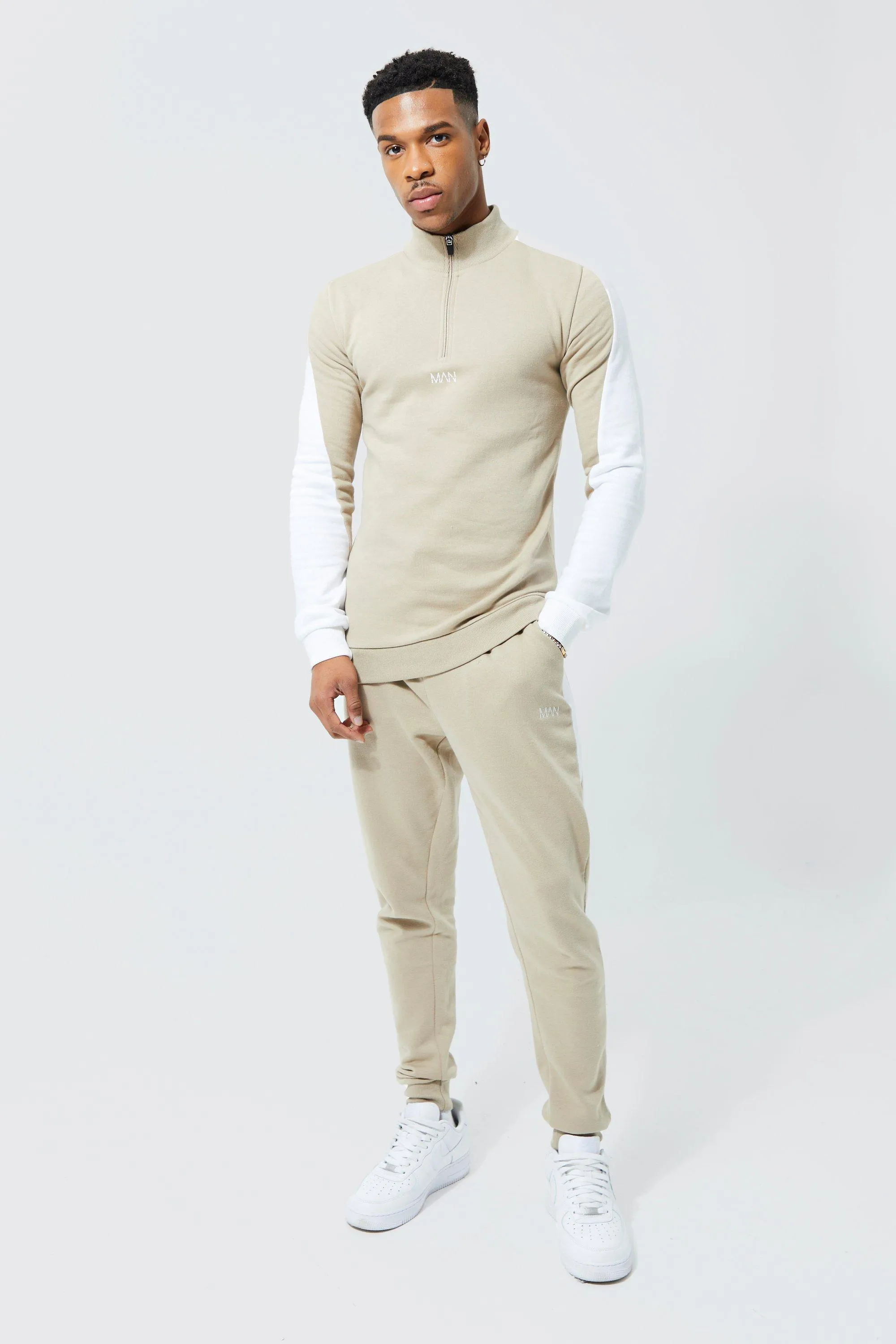 Lightweight Muscle Fit Man Funnel Neck Tracksuit | boohooMAN UK