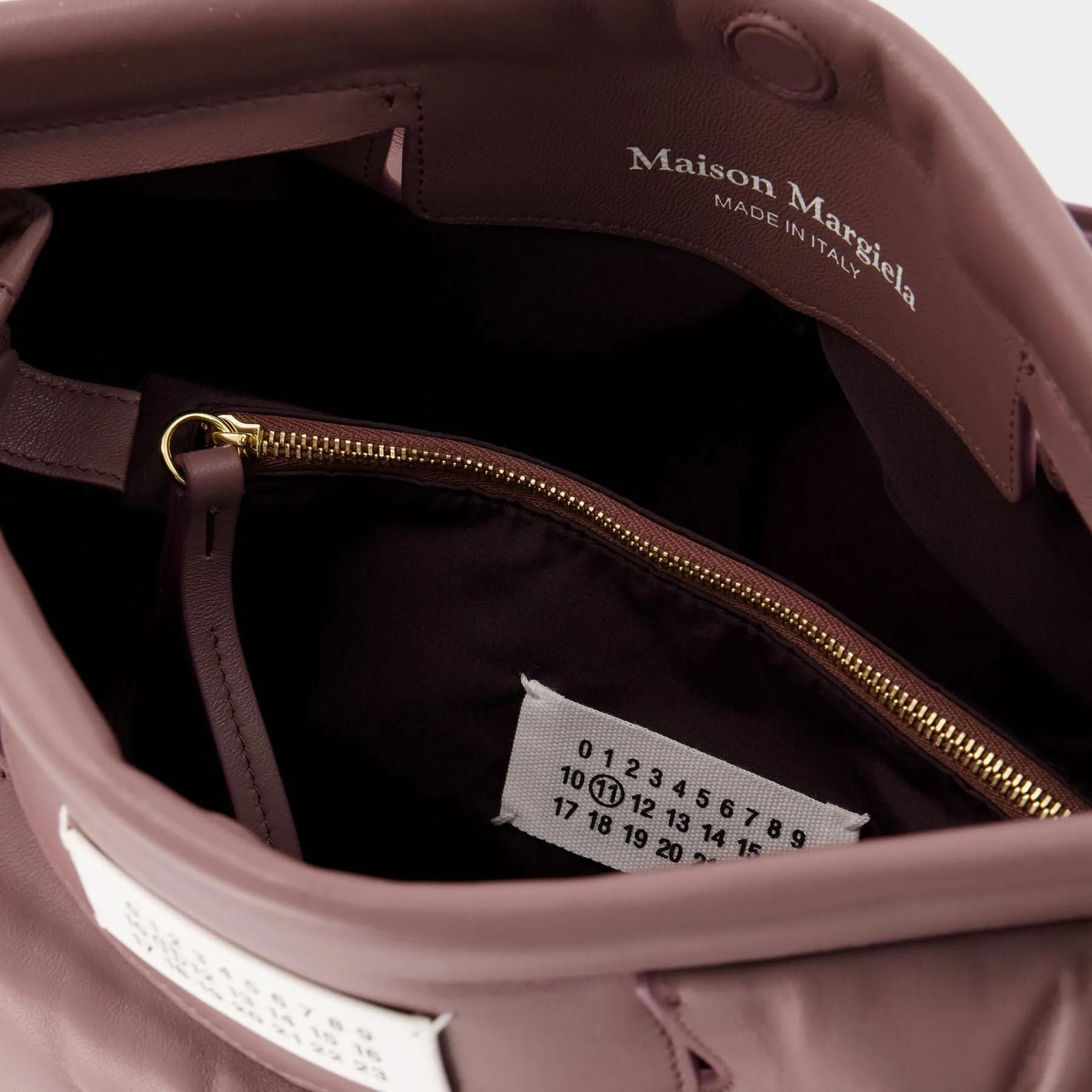 Maison Margiela  Glam Slam Classique Medium Bag in Pink Leather