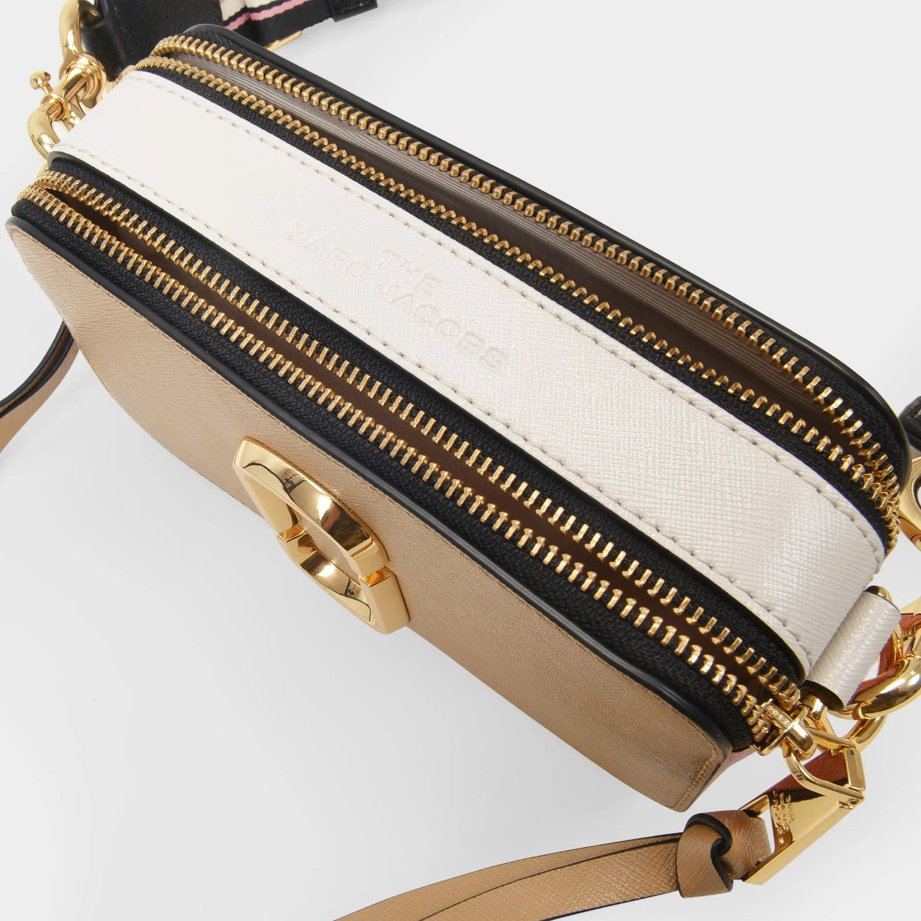 Marc Jacobs  Snapshot Bag in Beige Leather