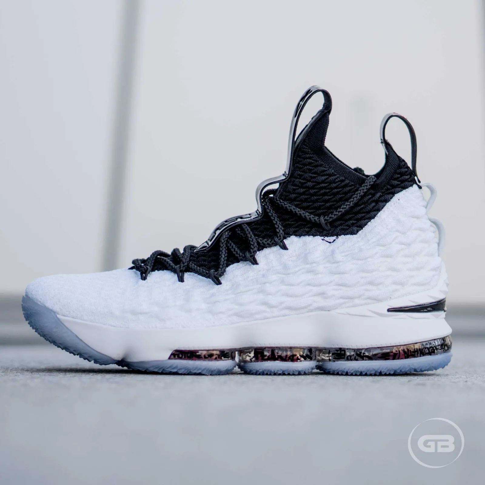 Nike LeBron 15 “Graffiti”