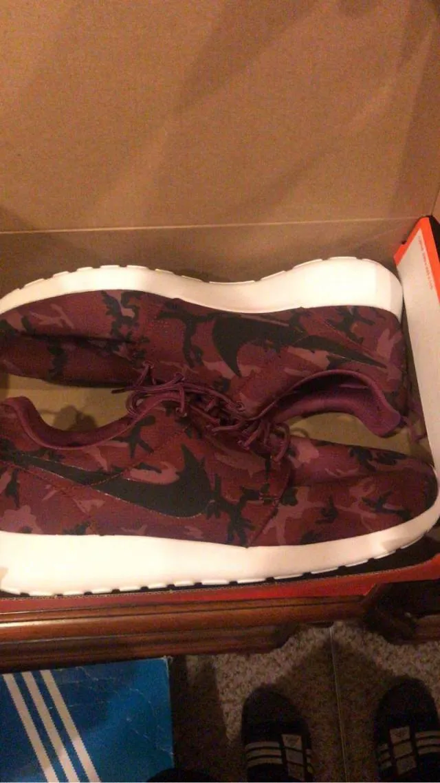 Nike roshe run print