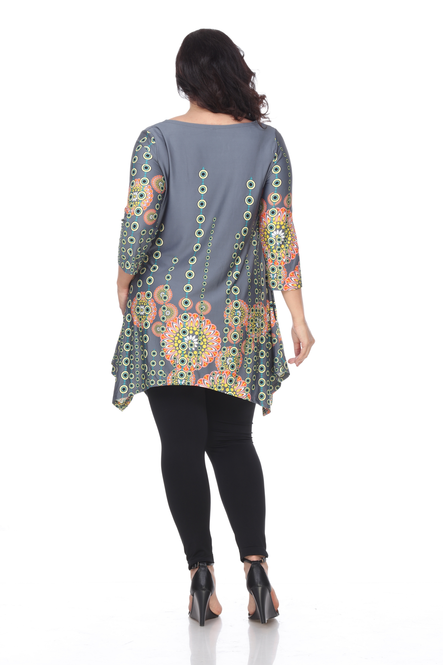 Women's 3/4 Sleeve Tunic Top With Asymmetric Hemline