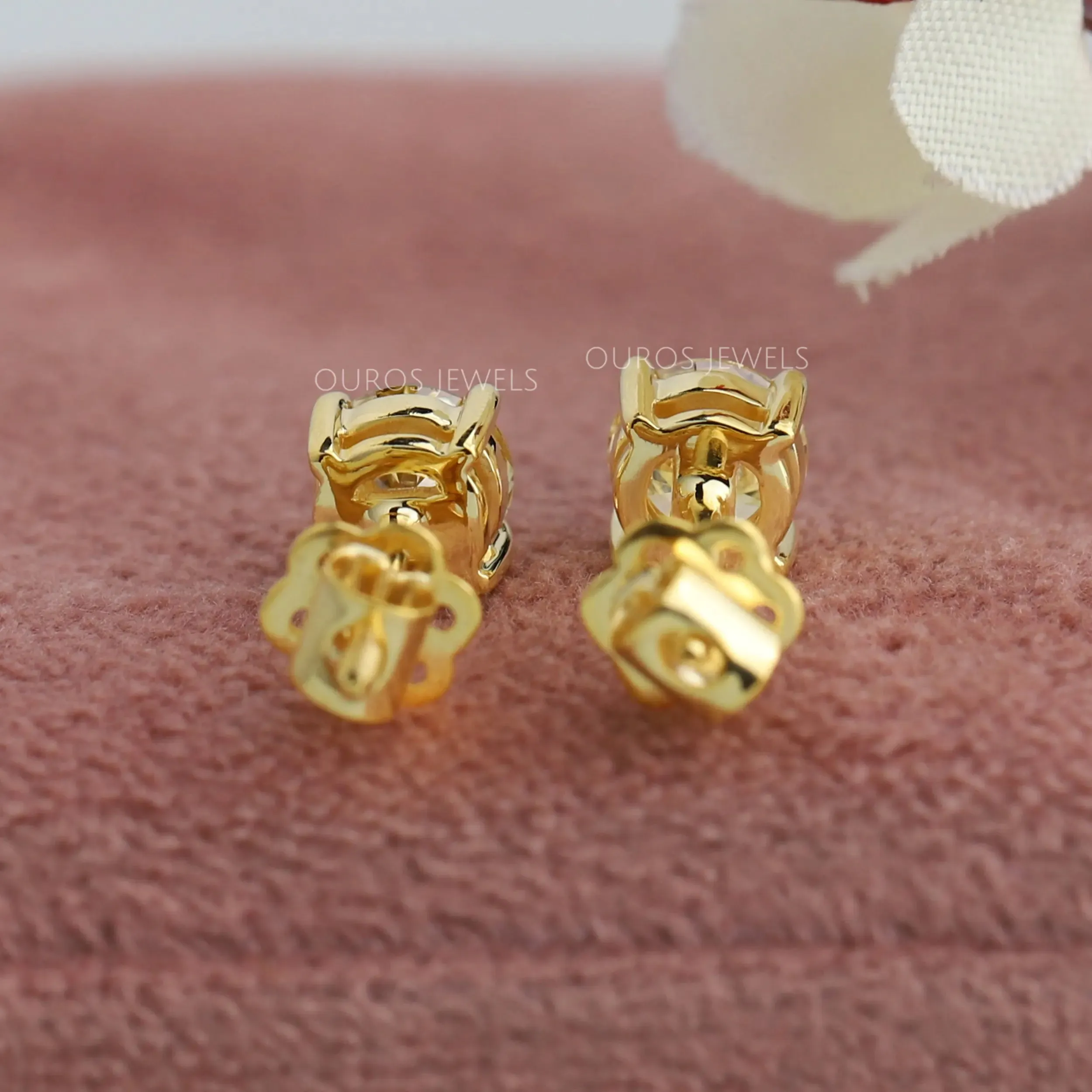 Yellow Round Diamond Stud Earrings